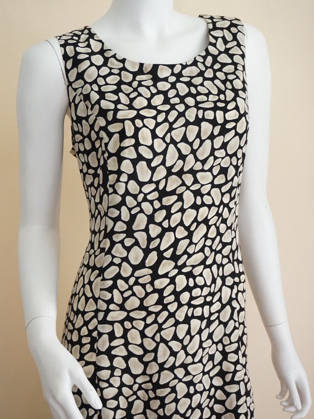 Studio I Petite Vintage Abstract Black / Ivory Maxi Sleeveless Dress - Size 12P